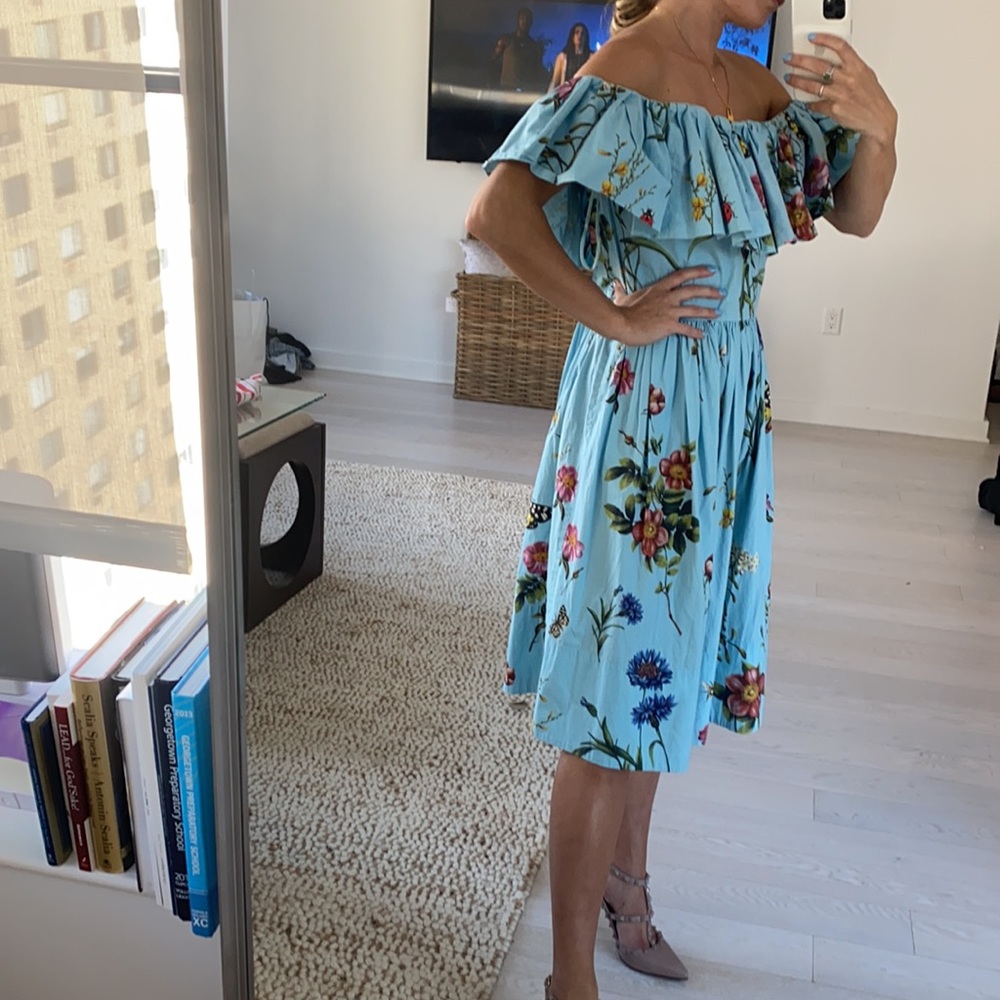 SOLD $1675 OSCAR DE LA RENTA off the shoulder blue floral dress size 8 - Picture 8 of 13